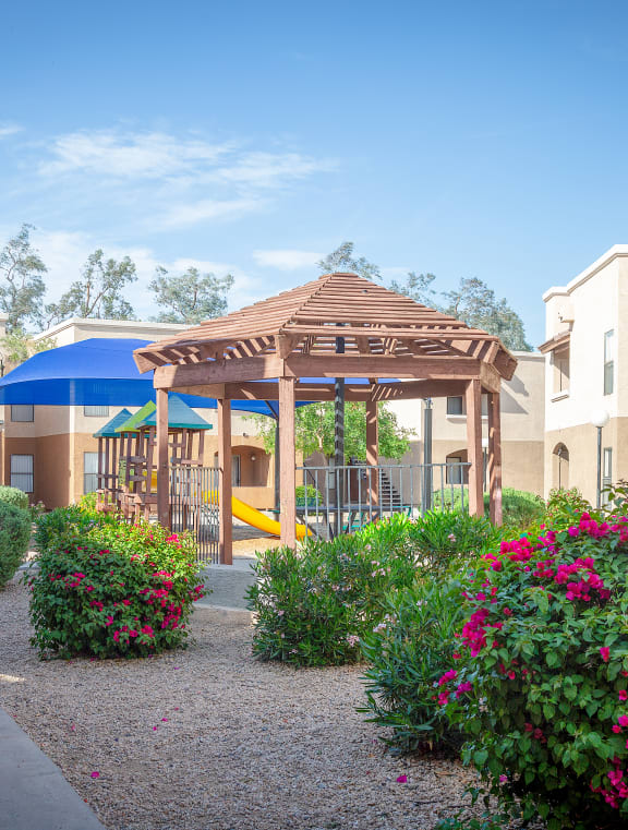 Apartments in Glendale, AZ Ranchwood Apartments